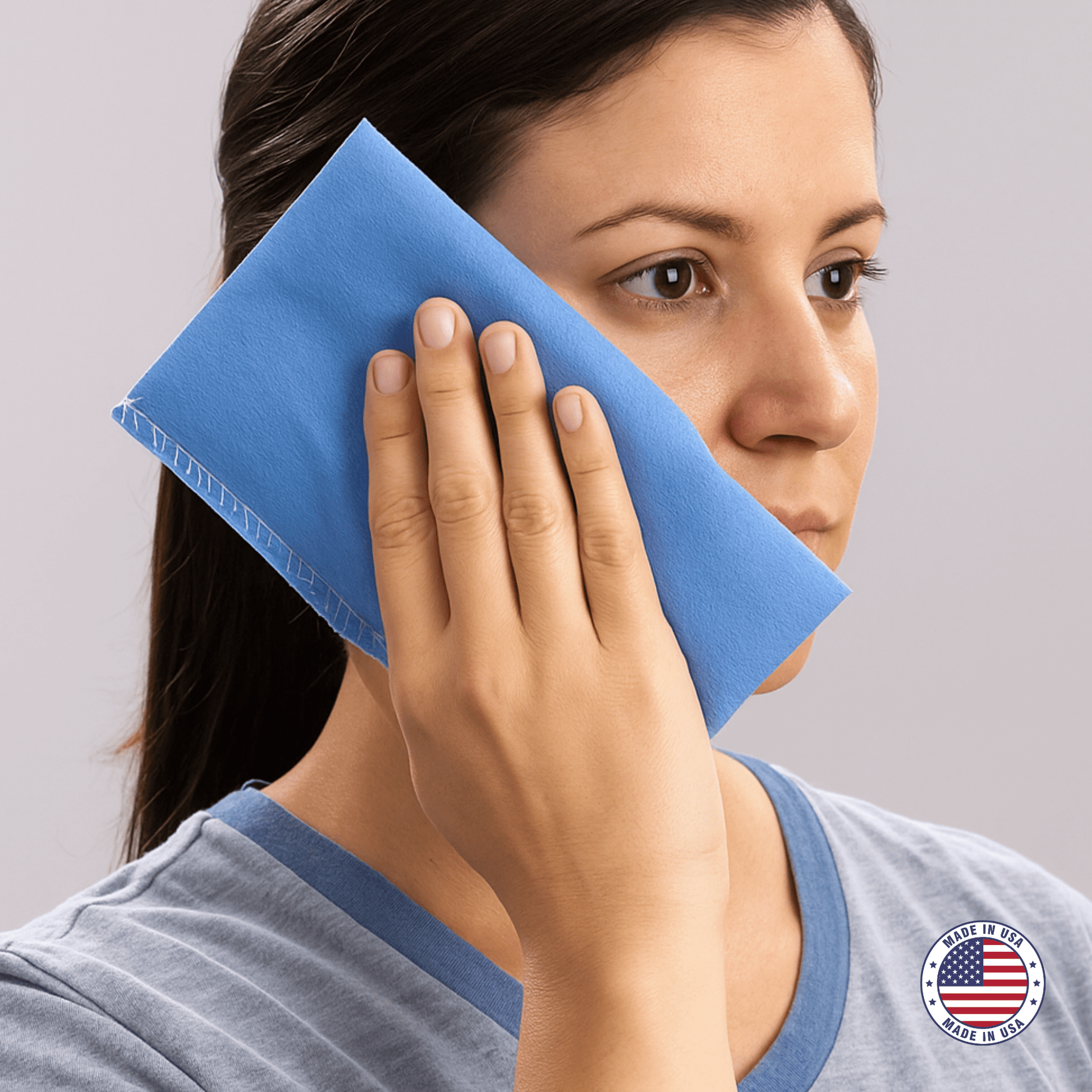 Disposable Hot Cold Pack Sleeves, 50 Count — Non - Woven Protective Covers for Hot & Cold Therapy Packs — Made in USA (Blue) — DG DisposableGowns® - DisposableGowns | Made in America